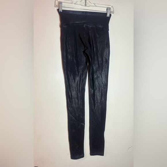 SPANX Faux Leather Leggings - Picture 4 of 5